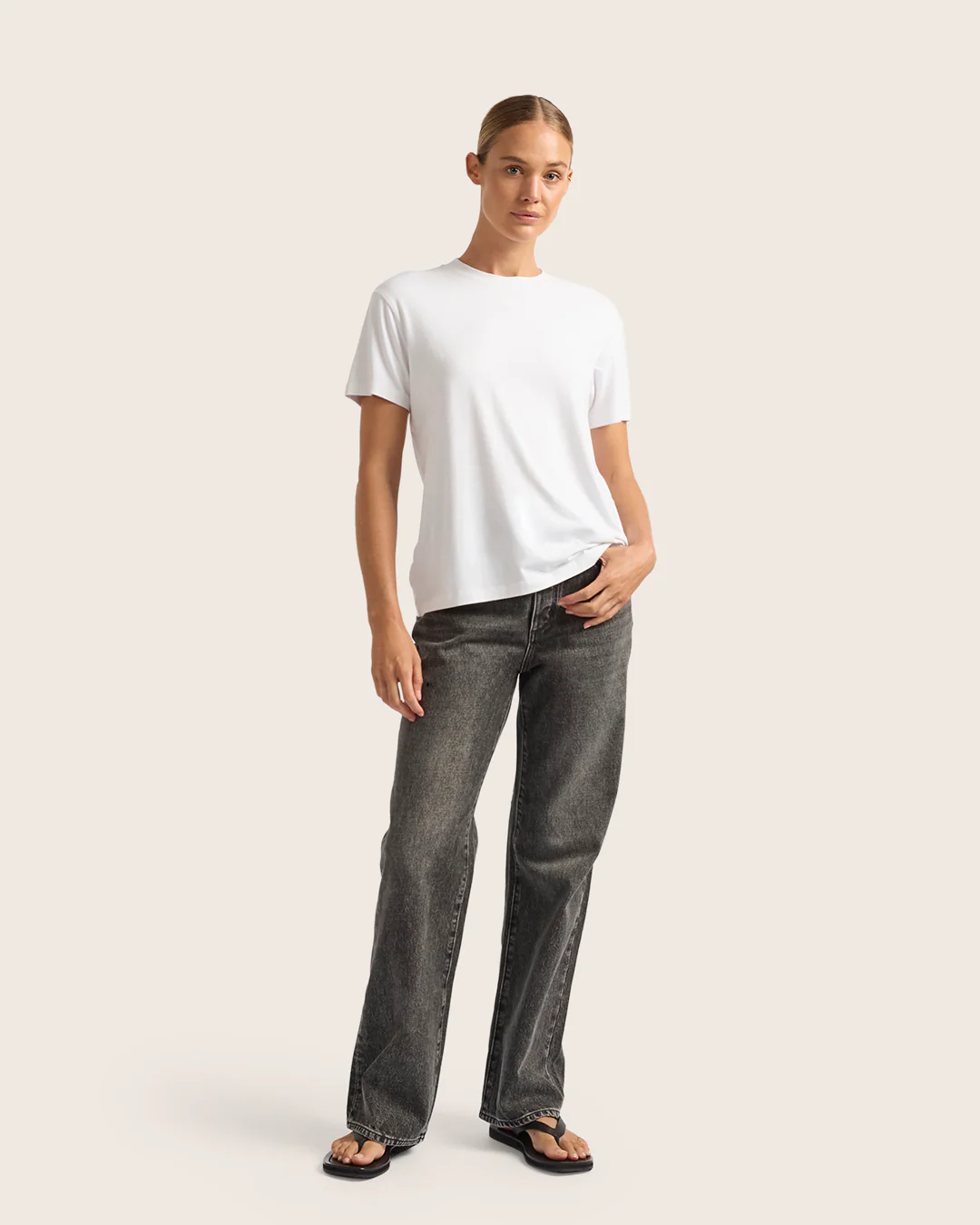 Women's Classic Crew Neck T-Shirt - White - Image 8